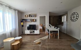 Appartement Moderne De 54 M, 2 Chambres